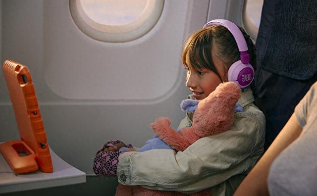 的JBL Junior青少年耳机系列long8登录JBL推出面向年轻听众