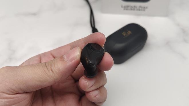 的蓝牙耳机排行：让你生活变得更安静！龙8头号玩家过年好物推荐这3款值得买(图10)